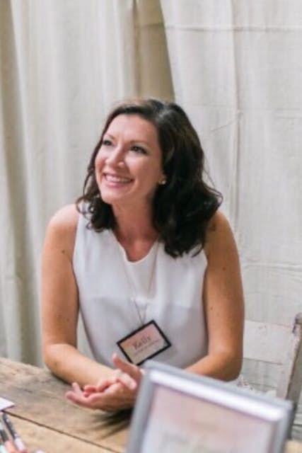 Photo of Kelly Hollstrom